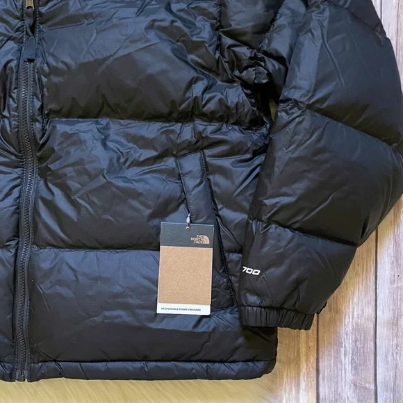 The North Face Men’s 1996 Retro Nuptse Black Jacket - Picture 4 of 9